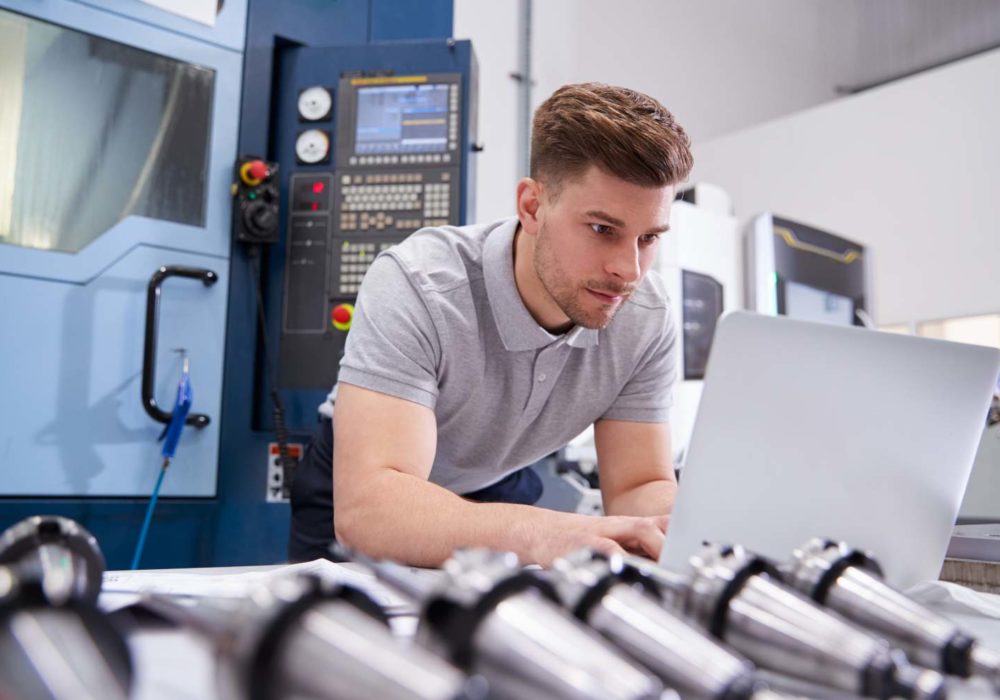 Präzises Testen der CNC Teile